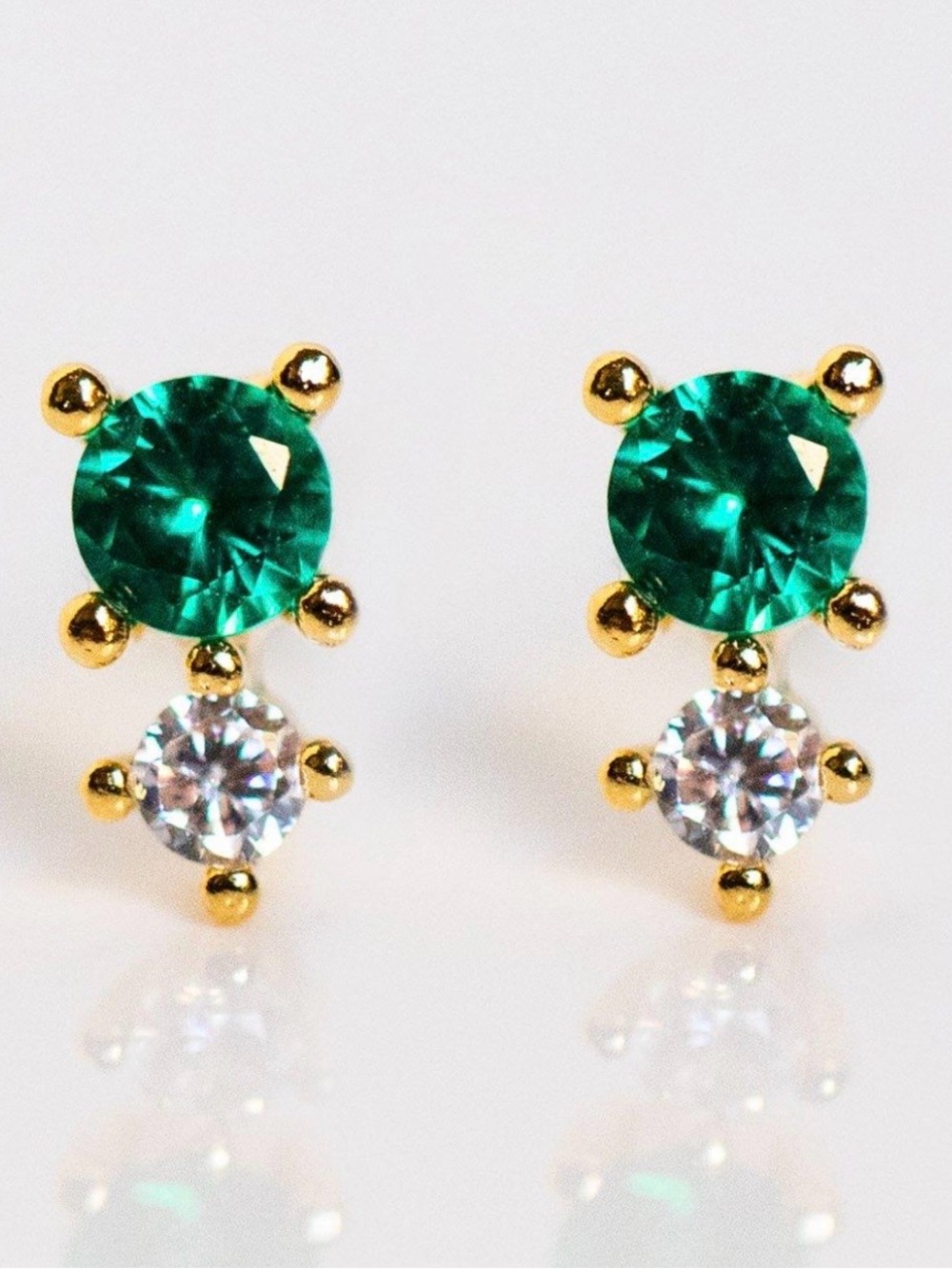 Gold-Setting Emerald Green and Clear Crystal Stud Earrings